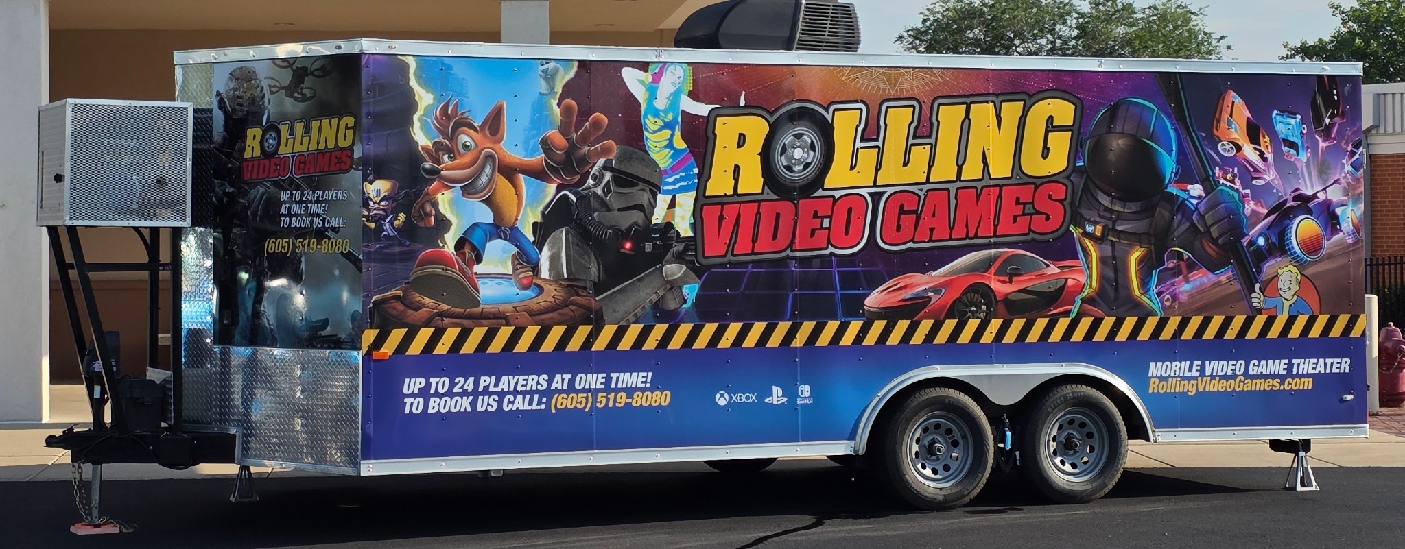 Rolling Video Games trailer exterior